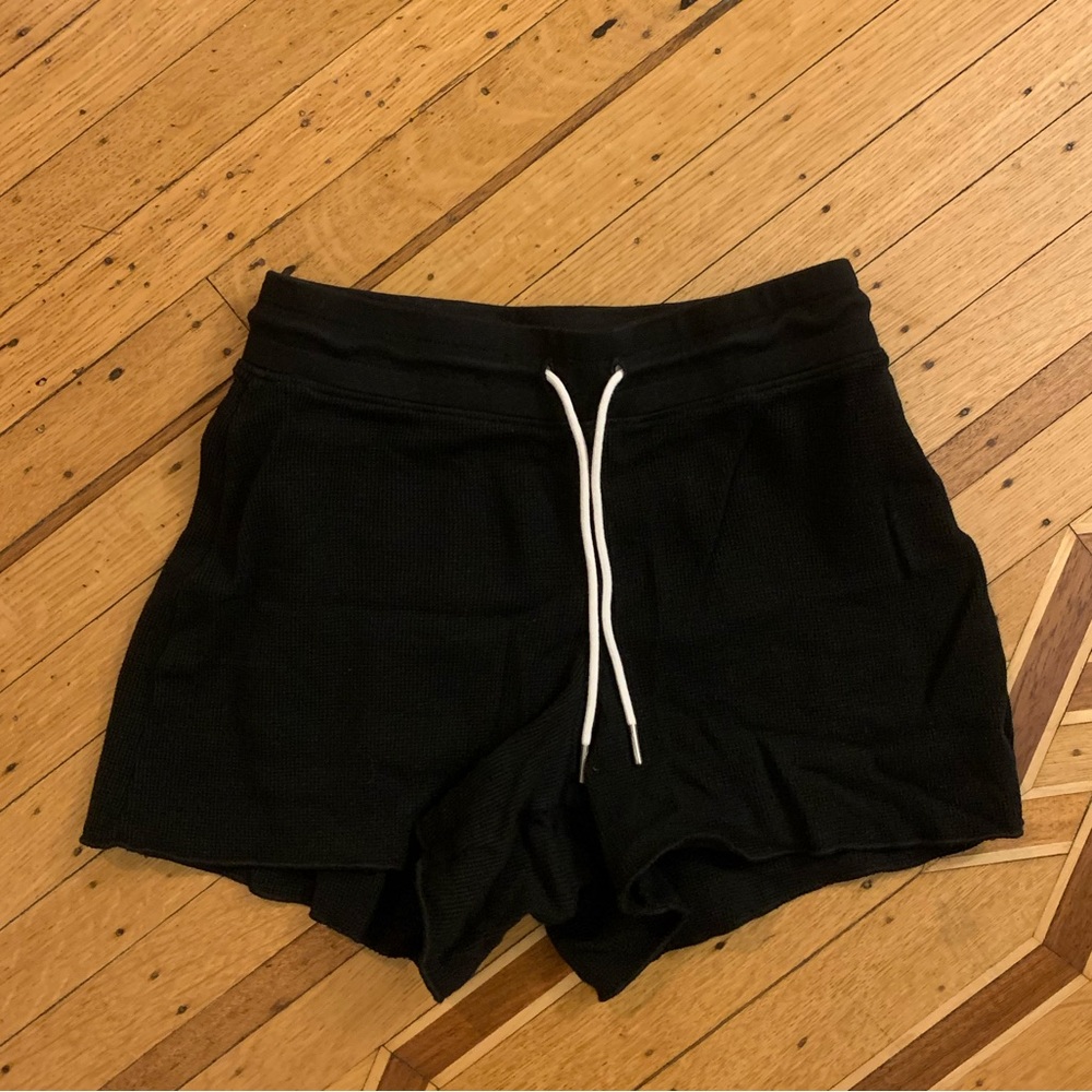 MATE the Label black thermal shorts, XS